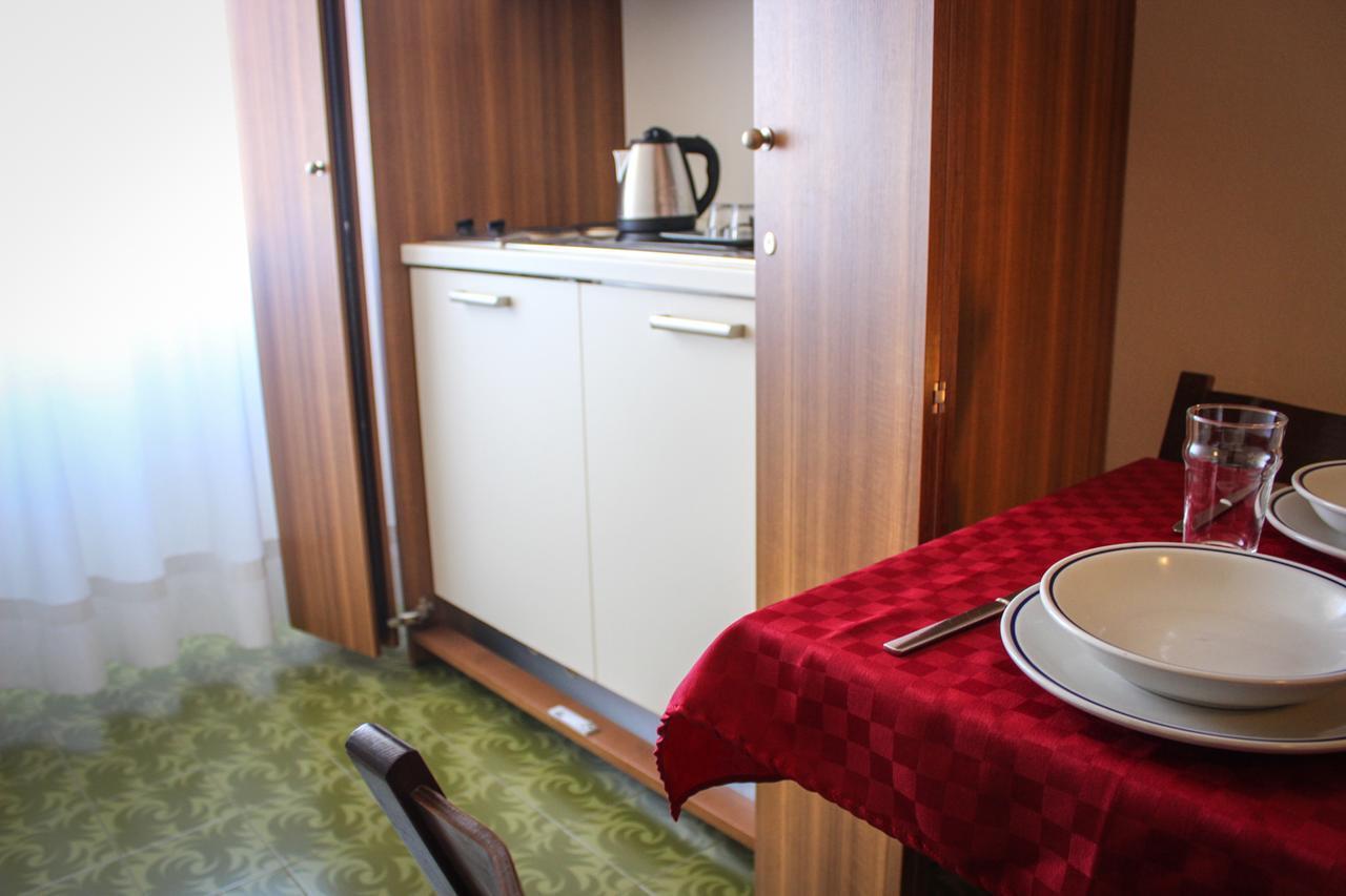 Hotel Centrale Есте Екстериор снимка