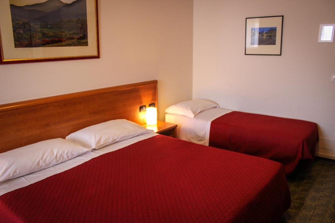 Hotel Centrale Есте Екстериор снимка