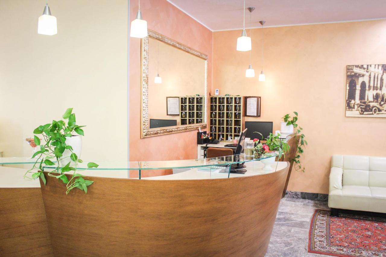 Hotel Centrale Есте Екстериор снимка